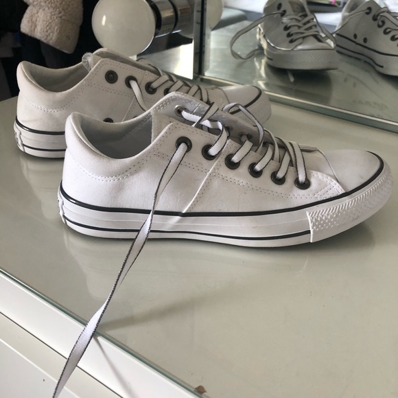White converse